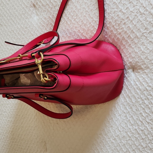 Authentic Gucci Horsebit tote/crossbody - Picture 5 of 14